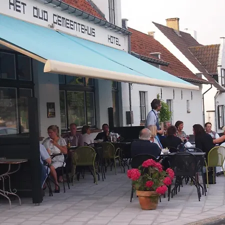 Hotel Het Oud Gemeentehuis Damme